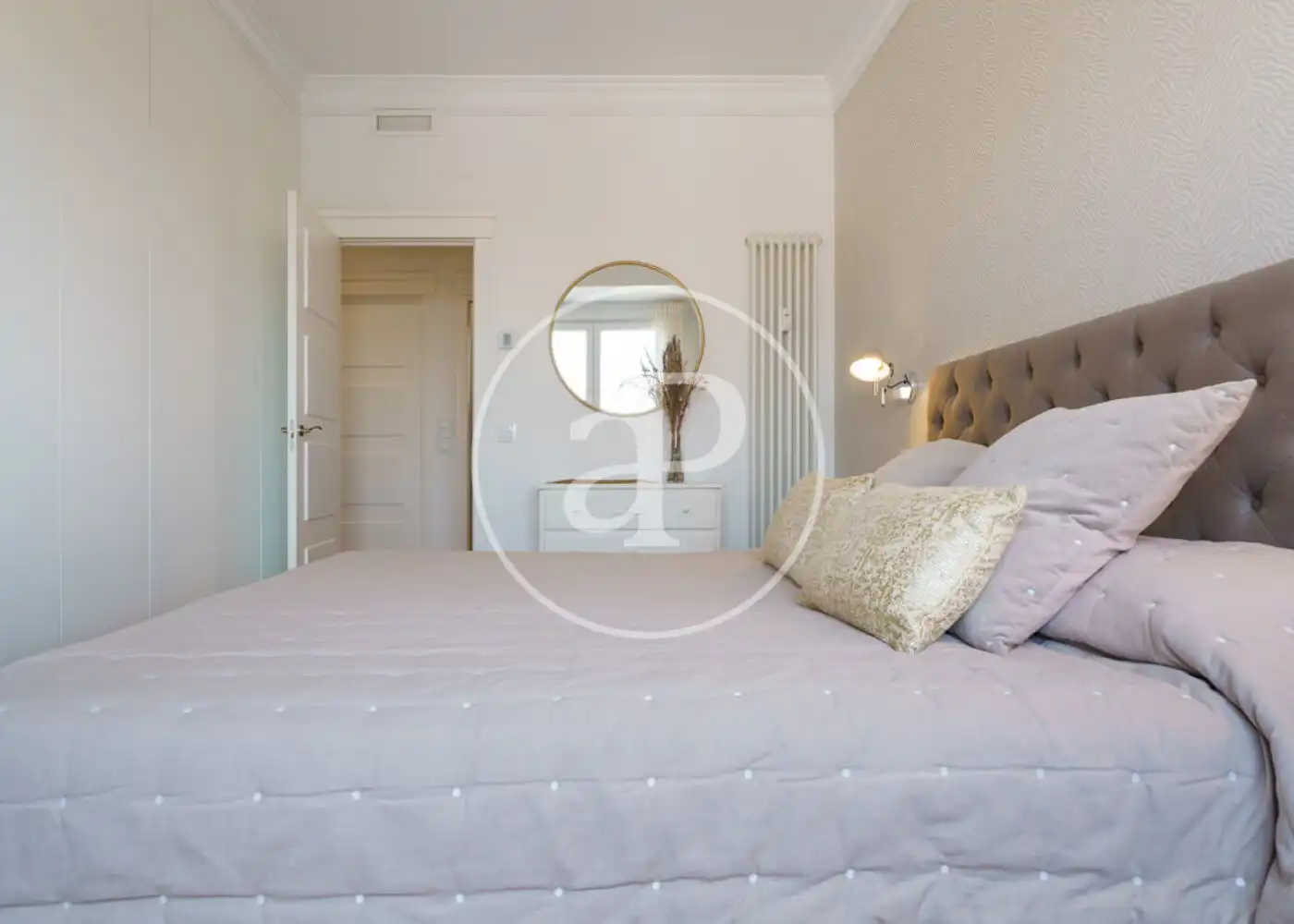 Bedroom of Flat for rent in Madrid  with Air Conditioner, Heating and Furnished
