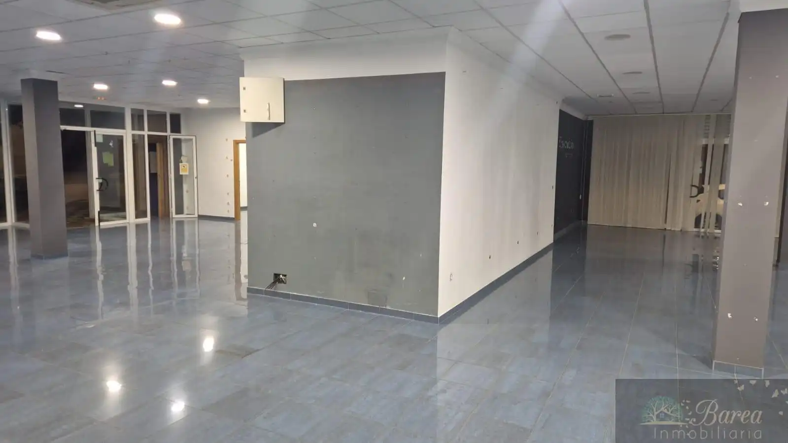 Local comercial en venda a Avd. Blas Infante 52, imagen 6