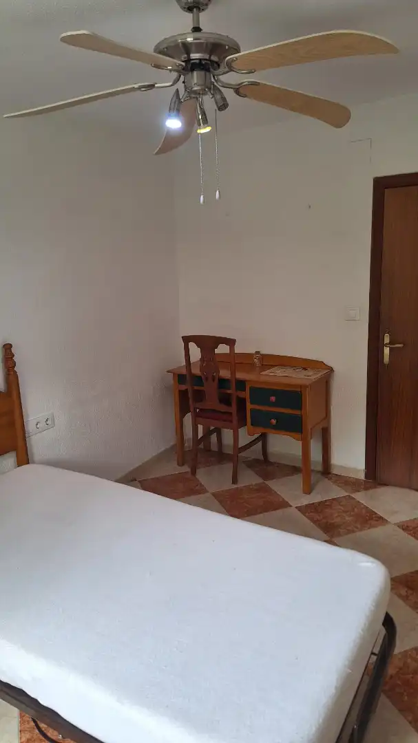 Bedroom of Flat for sale in Córdoba  with Air Conditioner, Heating and Private garden