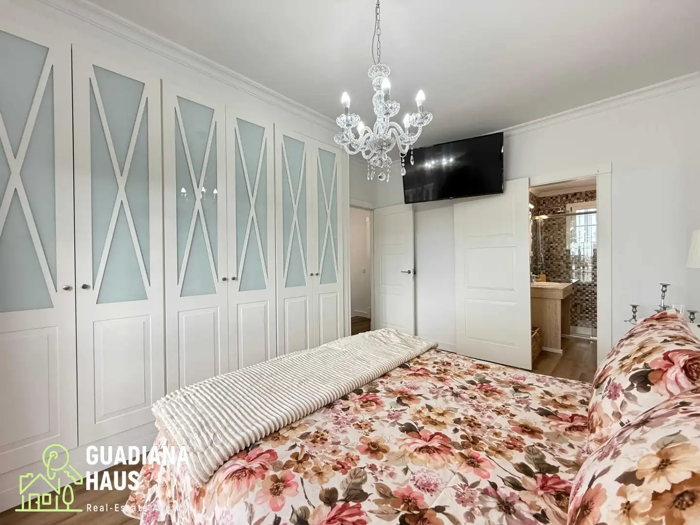 Dormitori de Apartament en venda en Ayamonte amb Aire condicionat, Jardí privat i Terrassa