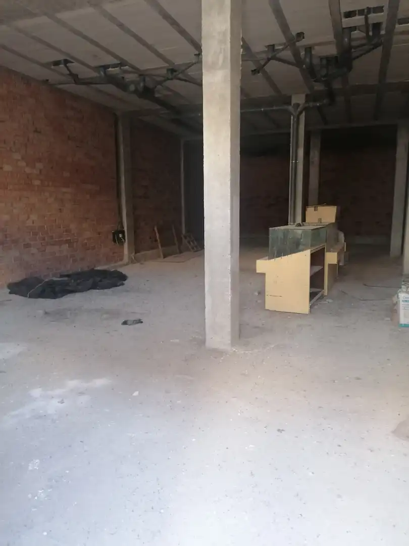 Business premises for sale in La Carlota, imagen 2