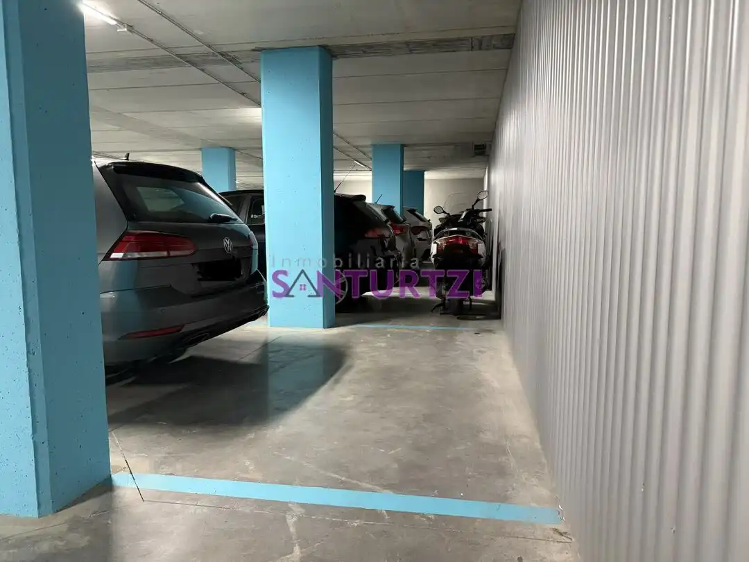 Parkplatz von Wohnung zum Verkauf in Santurtzi  mit Heizung, Terrasse und Möbliert