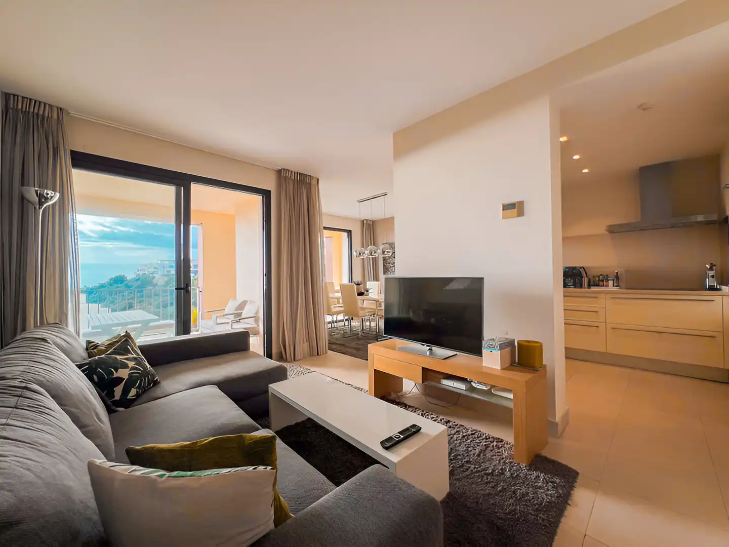 Apartament amb piscina en venda a Río Real - Los Monteros, imagen 3