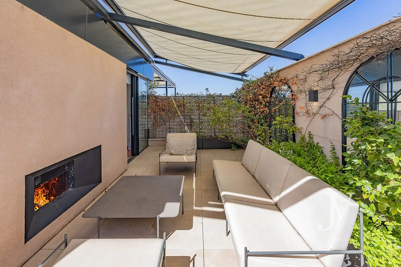 Terrassa de Dúplex de lloguer en Madrid amb Aire condicionat, Calefacció i Jardí privat