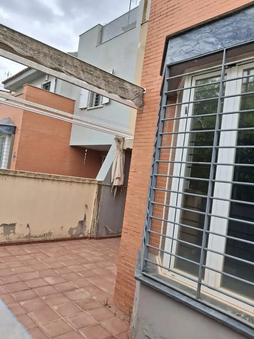 Exterior view of Detached homes for sale in Castilleja de la Cuesta  with Air Conditioner and Terrace