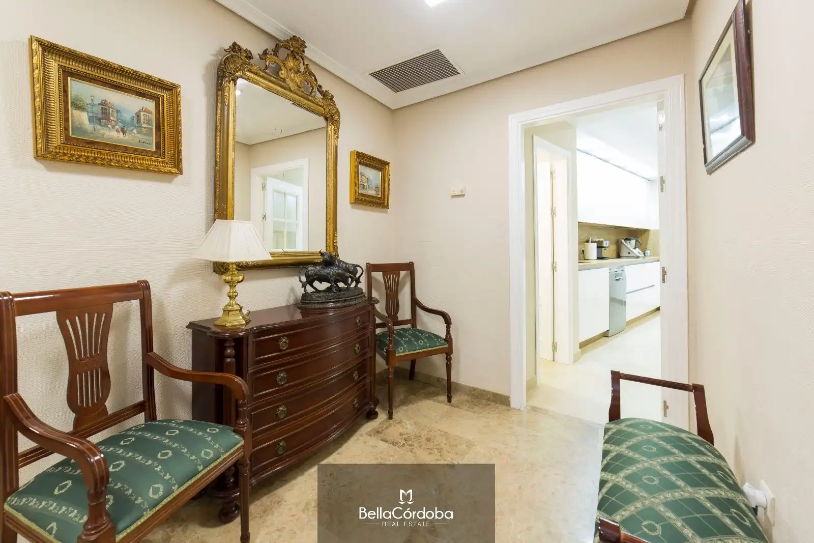 Appartamento con ascensore in vendita a Centro, imagen 4