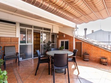 Maison mitoyenne avec balcon à vendre à Passeig GALLIFA DE