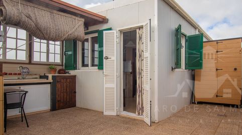 Apartamento con garaje y azotea independiente