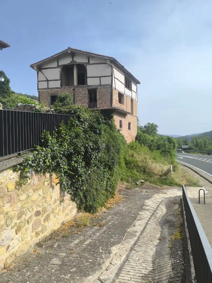 Houses for sale in Pradillo  with Private garden and Balcony
