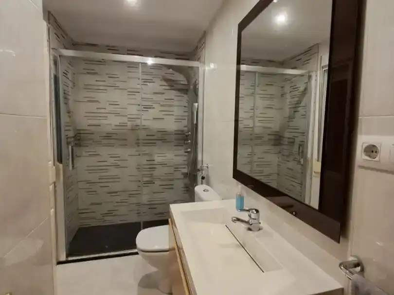 Bathroom of Flat for rent in Ourense Capital   with Air Conditioner