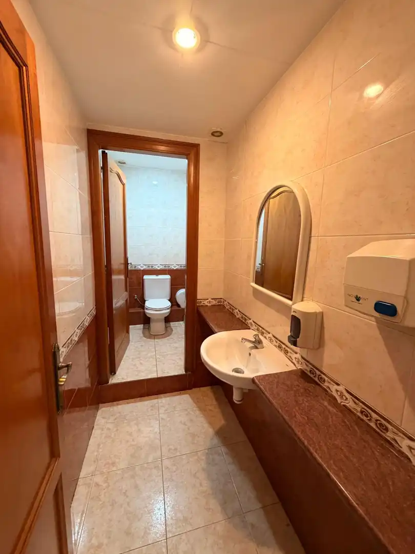 Business premises to rent in Carrer del Mossèn Fèlix Paradeda, imagen 6