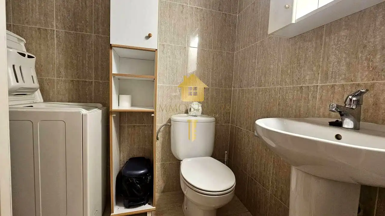 Bany de Planta baixa en venda en Roses amb Aire condicionat, Terrassa i Moblat
