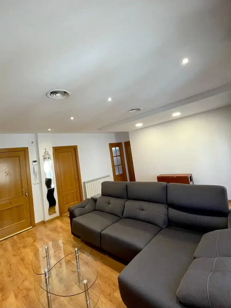 Piso en venta en Monzón con Aire acondicionado, Calefacción y Amueblado