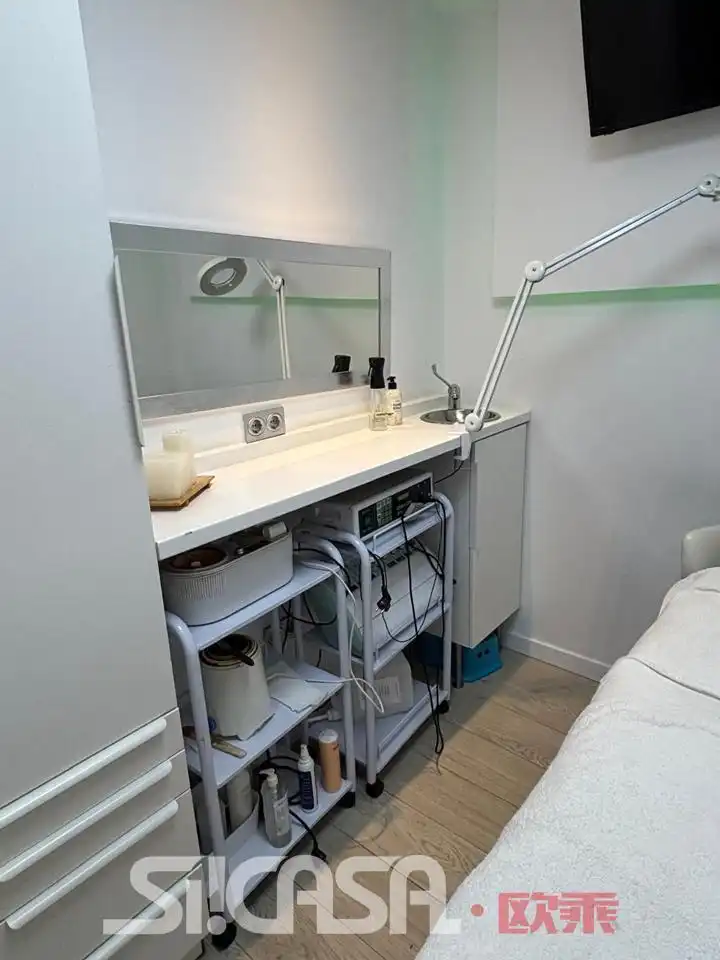 Badezimmer von Geschaftsraum zum Verkauf in Leganés mit Klimaanlage