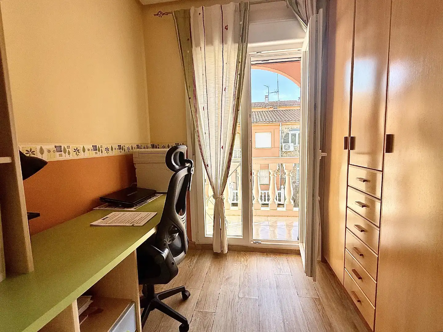 Habitación de Dúplex en venta en Plasencia con Aire acondicionado, Calefacción y Parquet