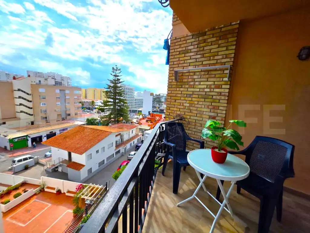 Habitatge amb piscina en venda a Calle Flamingo, imagen 3