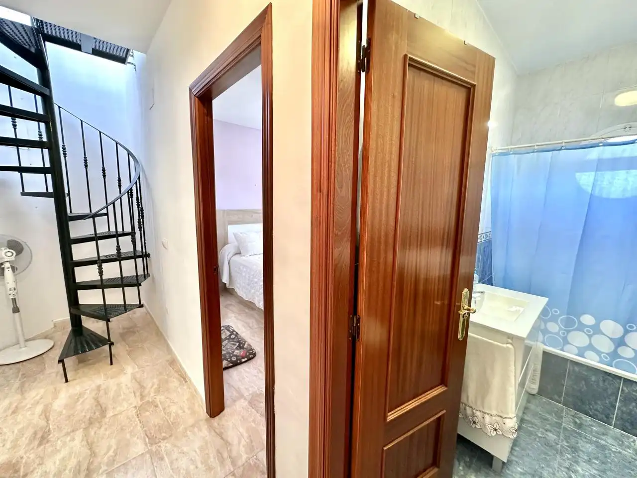 Casa adosada en venta en Fuente de Piedra con Aire acondicionado, Terraza y Piscina comunitaria