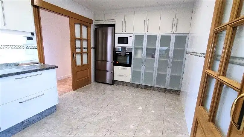 Cocina de Piso de alquiler en Elche / Elx con Aire acondicionado, Calefacción y Parquet