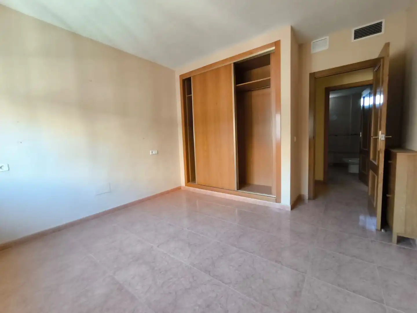 Bedroom of Flat for sale in Murcia  with Storage room and Balcony