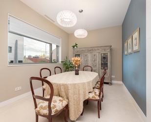 Dining room of Single-family semi-detached for sale in  Madrid Capital  with Air Conditioner, Heating and Private garden