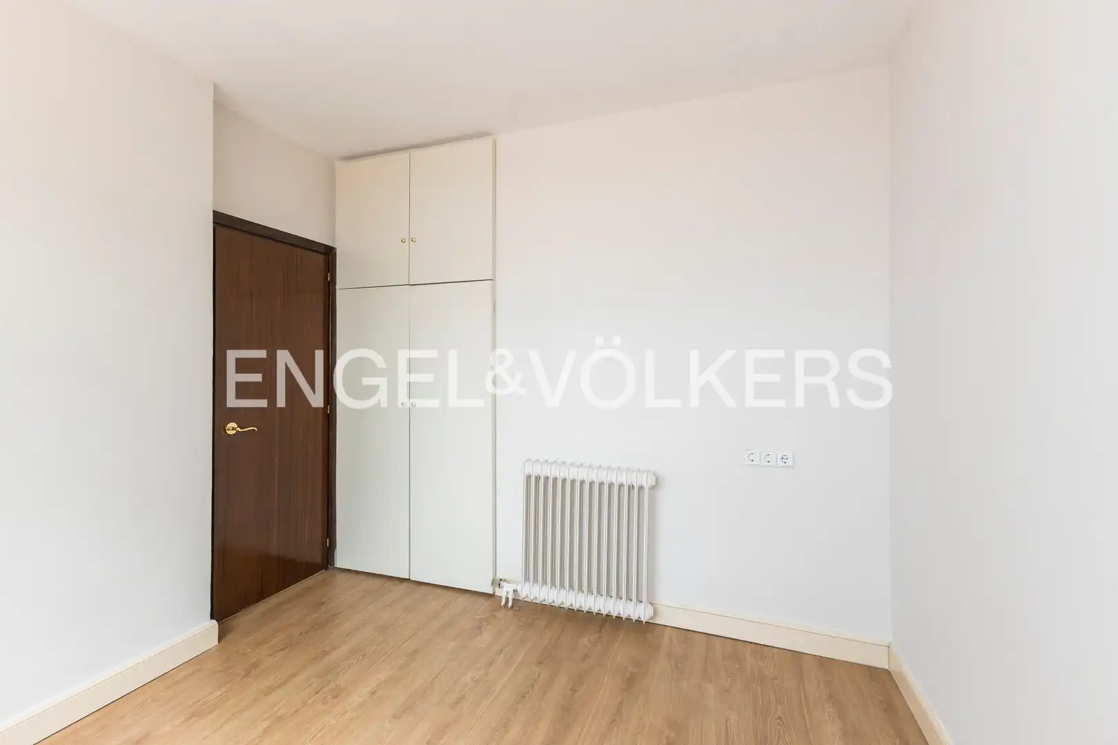 Schlafzimmer von Wohnung zur Miete in Barrio de Salamanca