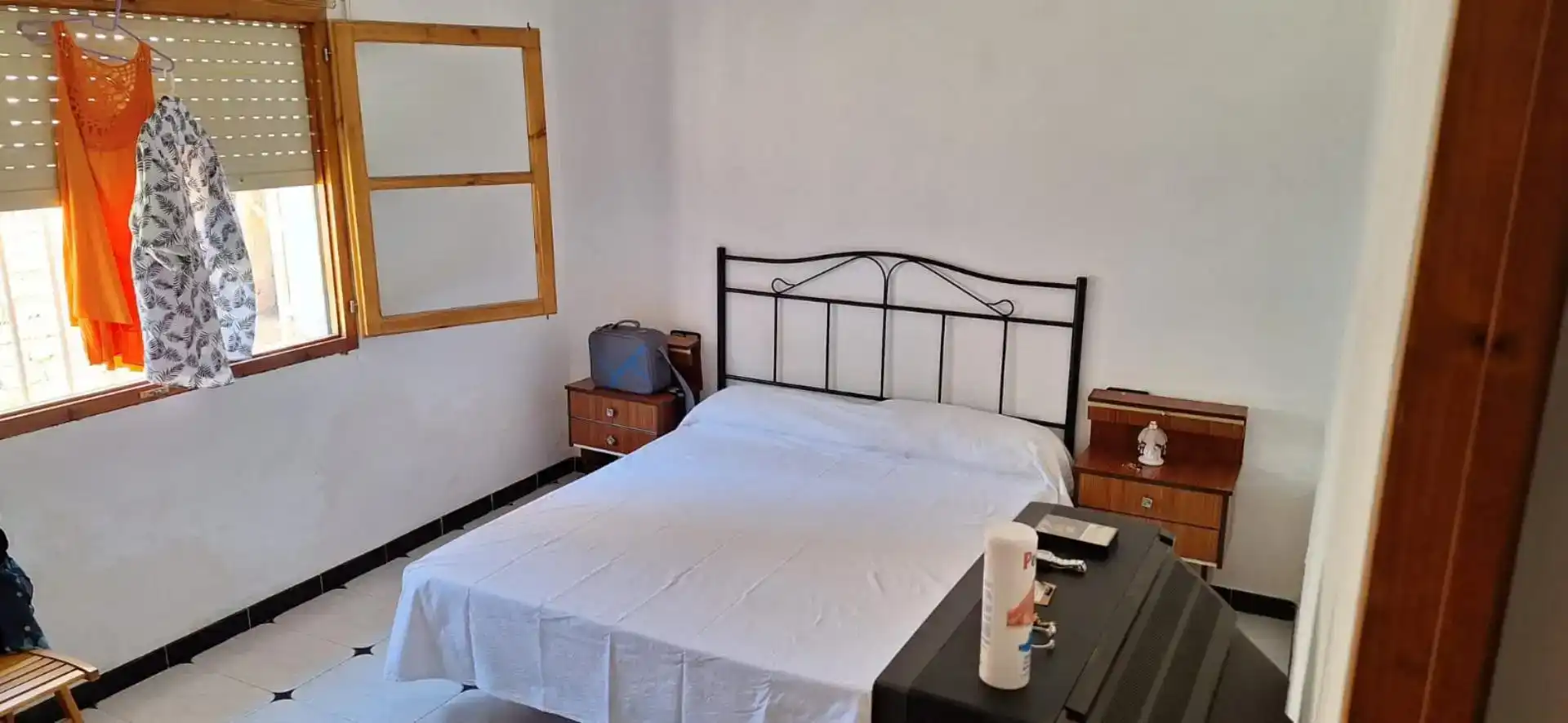 Habitación de Piso en venta en Fuente-Tójar con Jardín privado, Trastero y Amueblado