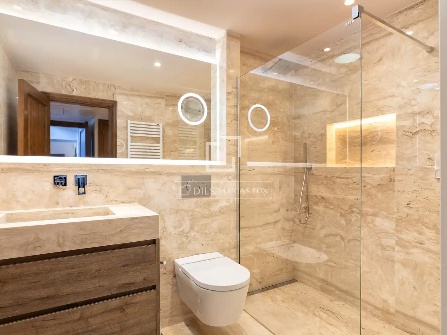 Bathroom of Houses for sale in Begur  with Air Conditioner, Heating and Private garden