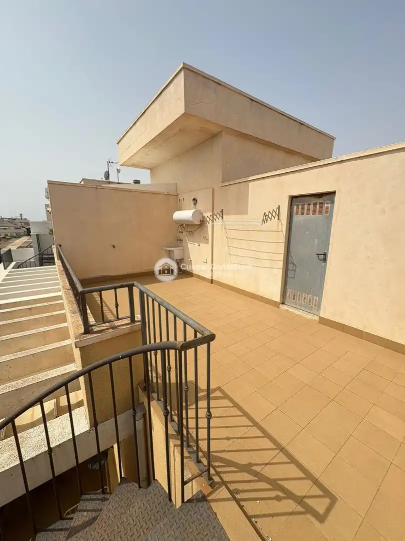 Terraza de Ático en venta en Población de Arroyo con Calefacción y Amueblado