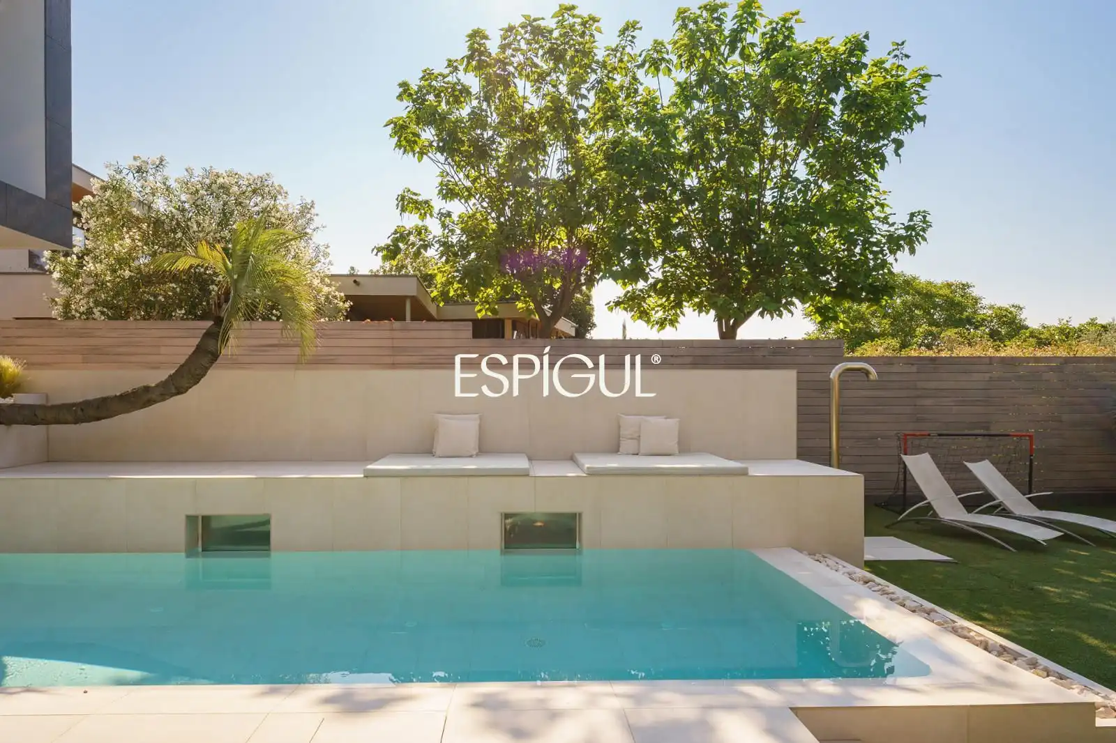 Piscina de Casa o xalet en venda en Sant Cugat del Vallès amb Aire condicionat, Calefacció i Terrassa