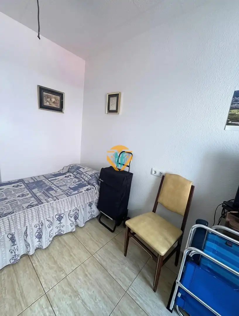 Habitación de Apartamento en venta en Benidorm con Aire acondicionado, Terraza y Trastero