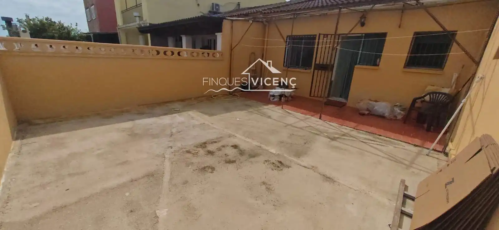 Casa adosada en venta en Verge de Montserrat, Albinyana