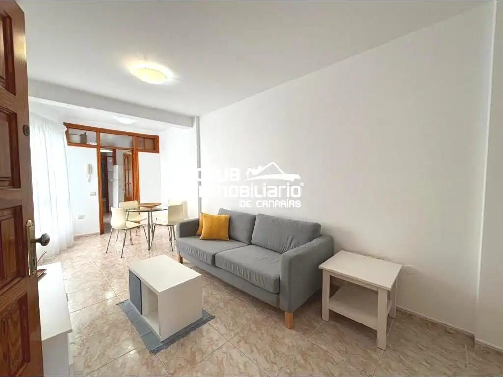 Sala d'estar de Pis de lloguer en  Santa Cruz de Tenerife Capital amb Moblat