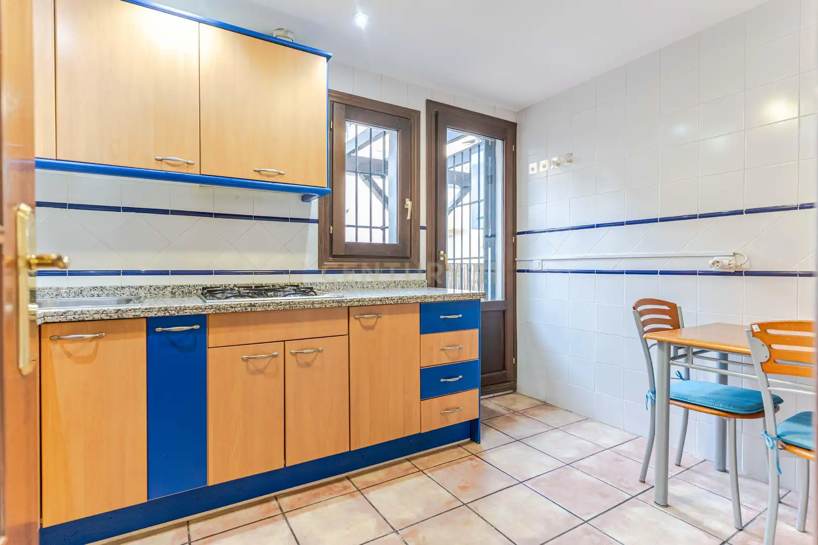 Kitchen of Apartments for sale in La Zubia Ciudad