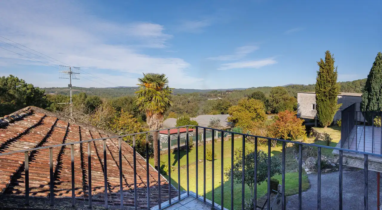 Casa amb terrassa en venda a Amoeiro, imagen 57