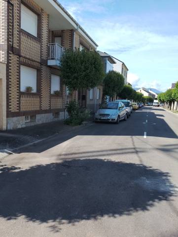 Casa-chalet en Venta en Avenida Santa Gloria en Compostilla - Columbrianos