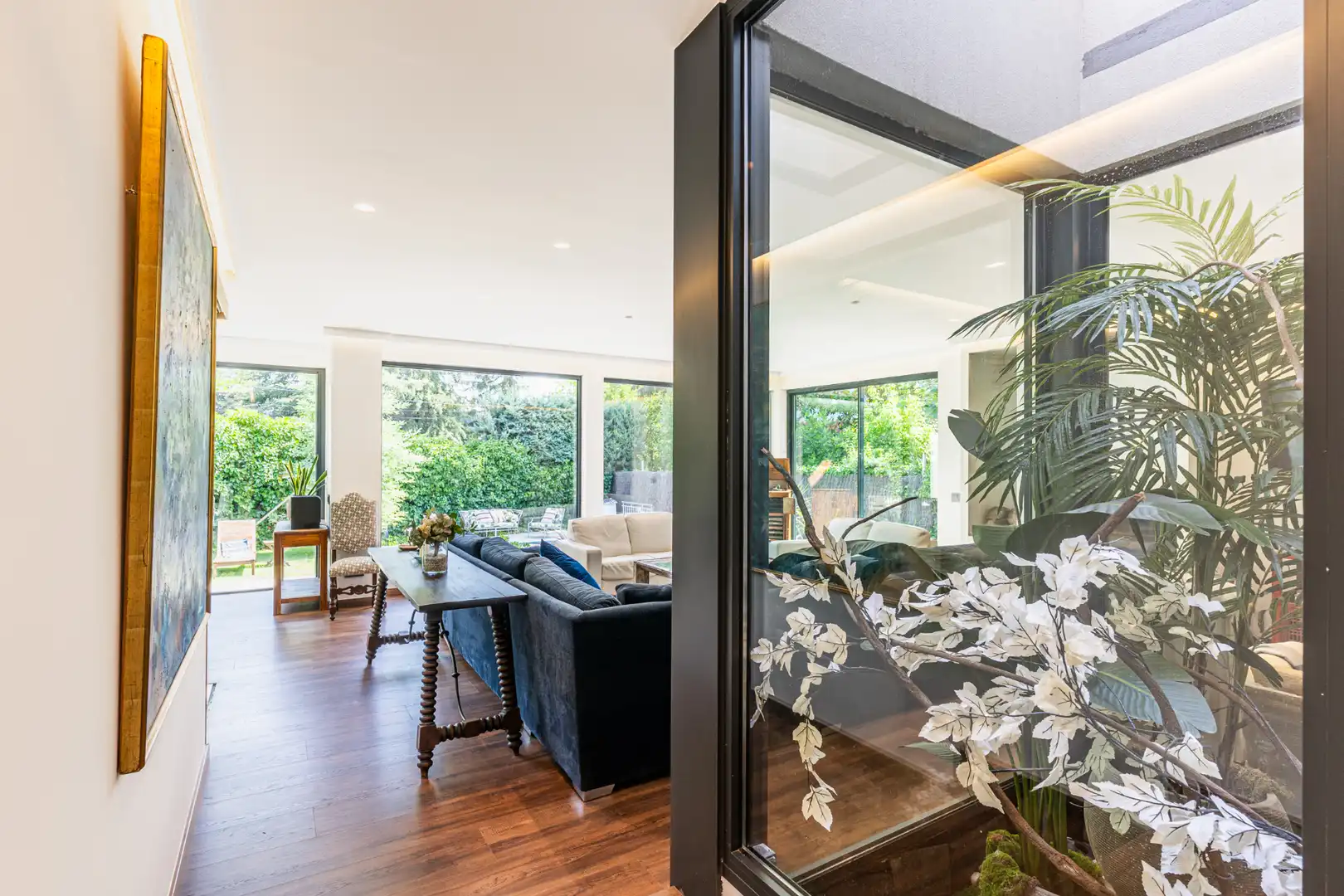 Living room of Houses for sale in Majadahonda  with Air Conditioner, Heating and Private garden