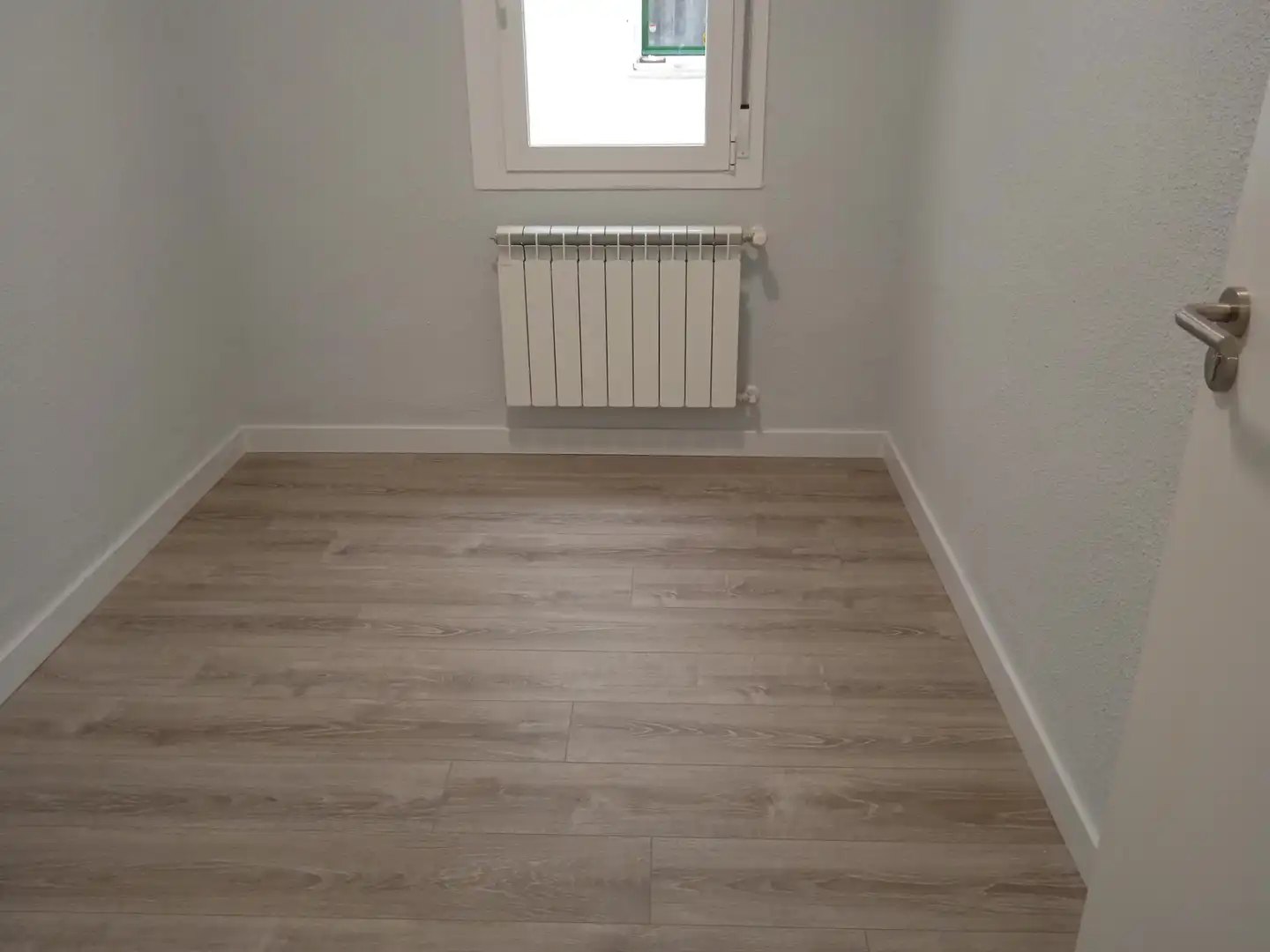 Schlafzimmer von Wohnung zur Miete in Madrid mit Klimaanlage, Heizung und Parkett