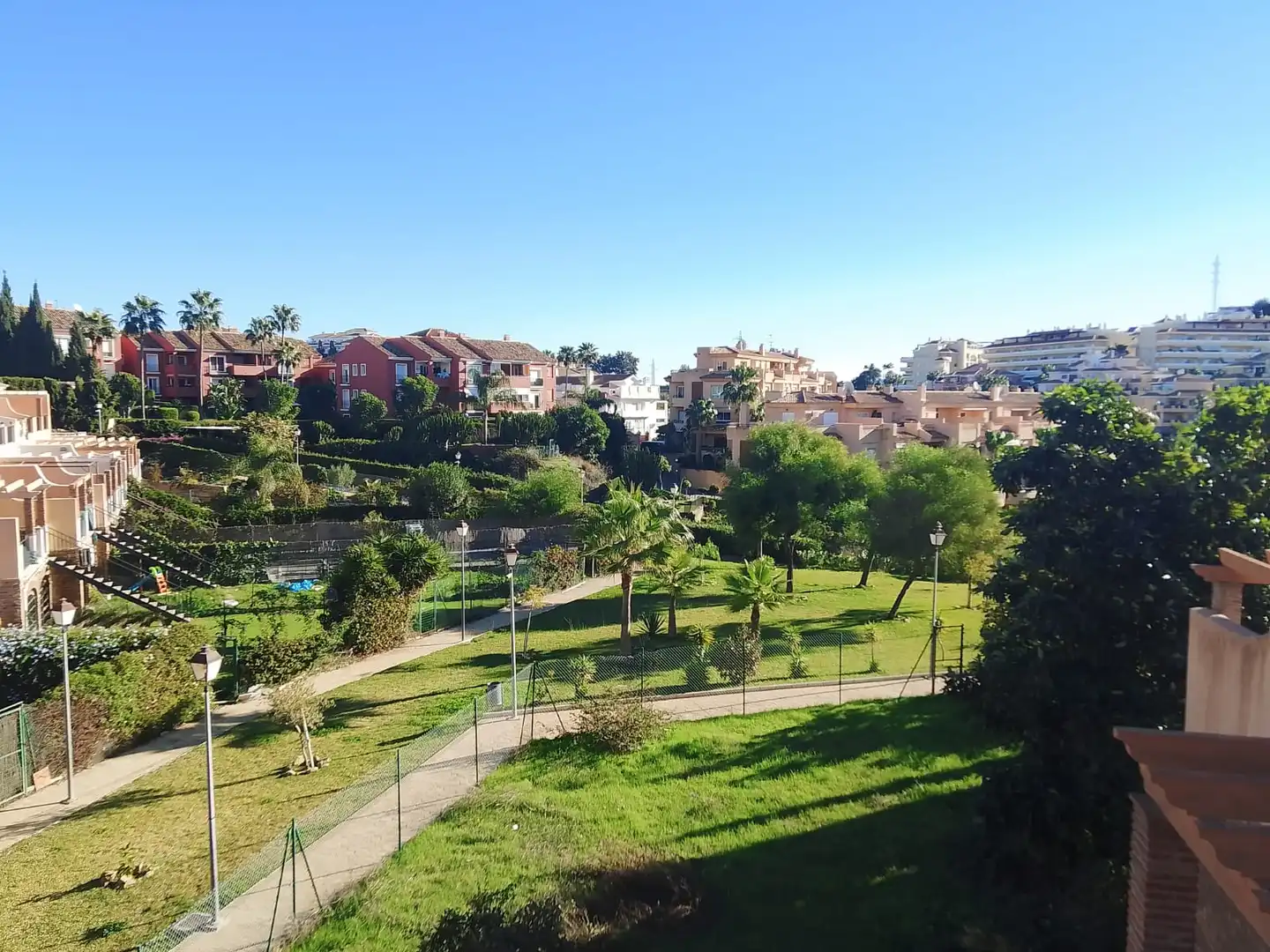 Außenansicht von Haus oder Chalet zum Verkauf in Mijas mit Klimaanlage, Heizung und Privatgarten