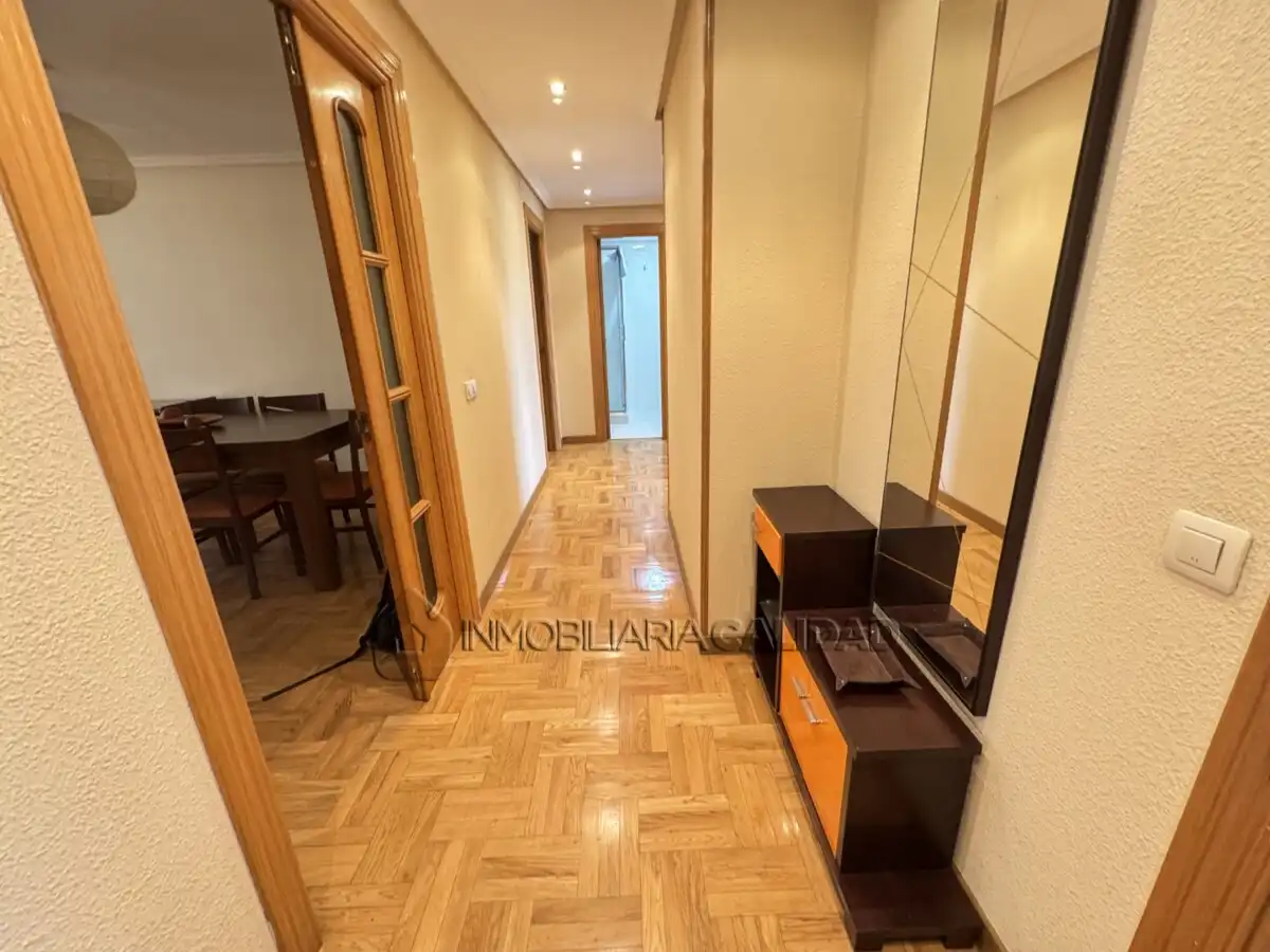 Piso de alquiler en Burgos con Calefacción y Amueblado