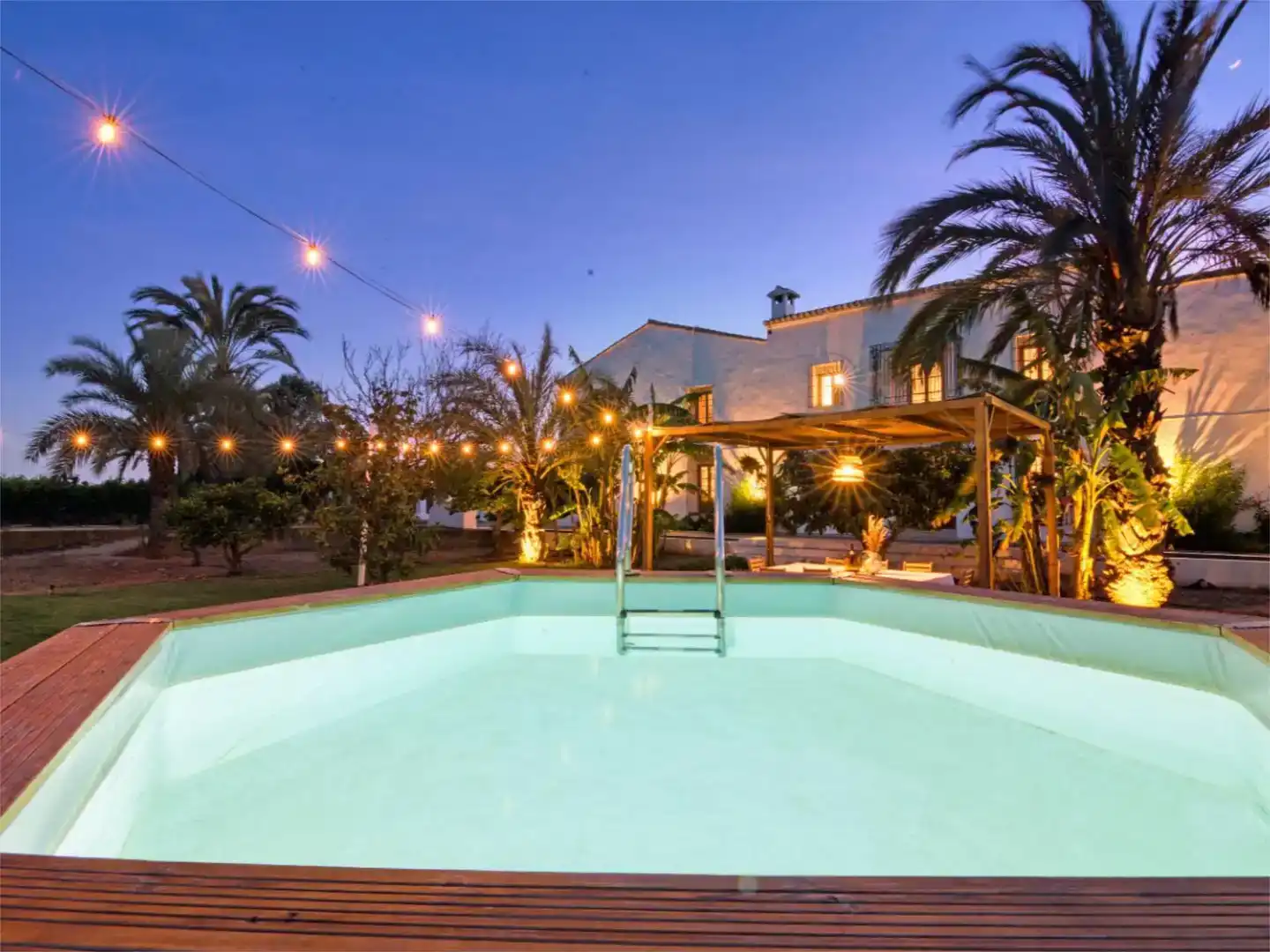Piscina de Finca rústica de alquiler en Algemesí con Aire acondicionado, Jardín privado y Piscina