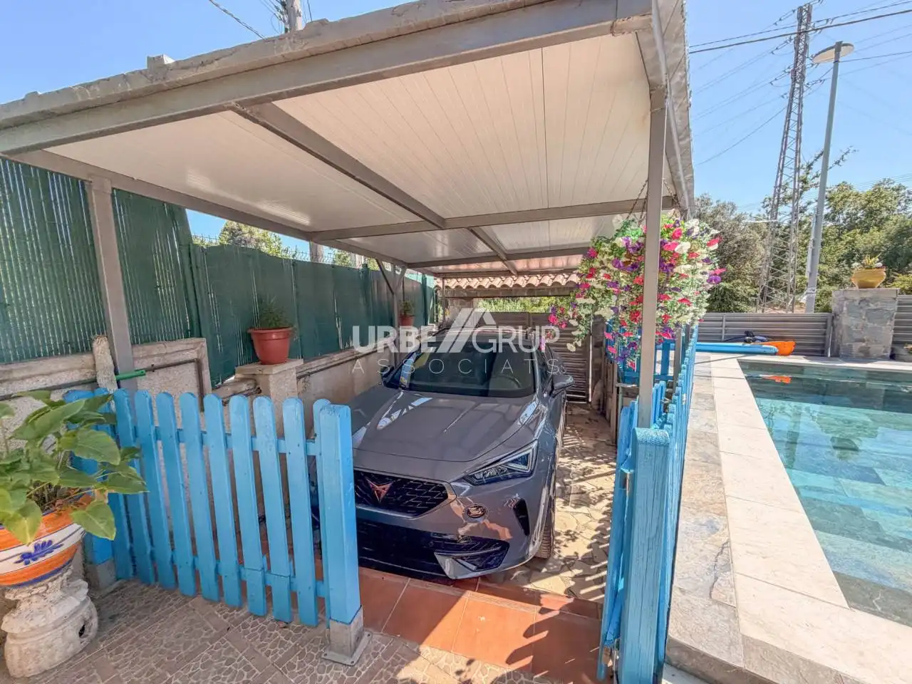 Parking of Detached homes for sale in Abrera  with Air Conditioner, Heating and Private garden