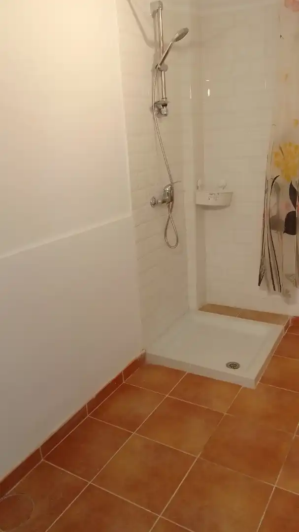 Bany de Local en venda en Madrid