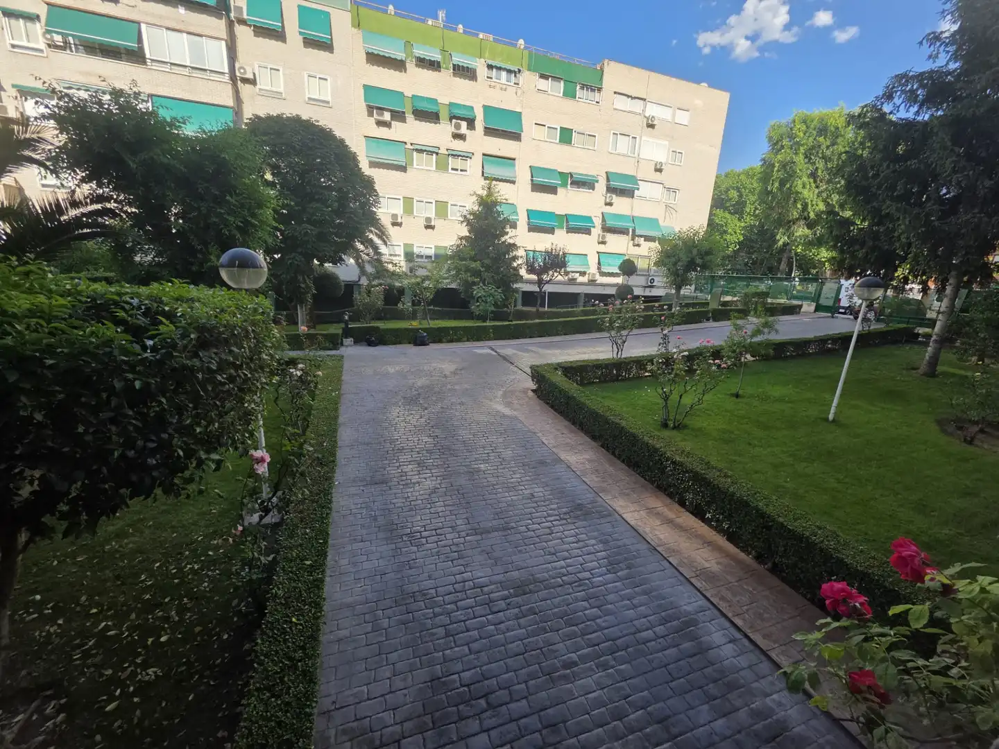 Parking of Flat for sale in San Fernando de Henares  with Heating and Private garden