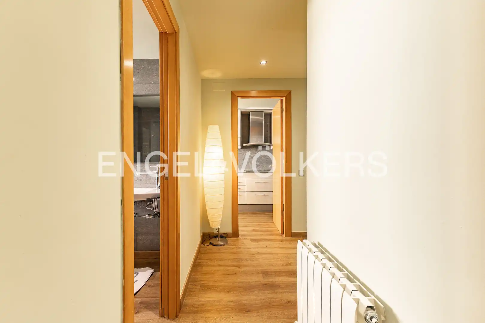 Flat for rent in Barcelona  with Air Conditioner, Heating and Terrace
