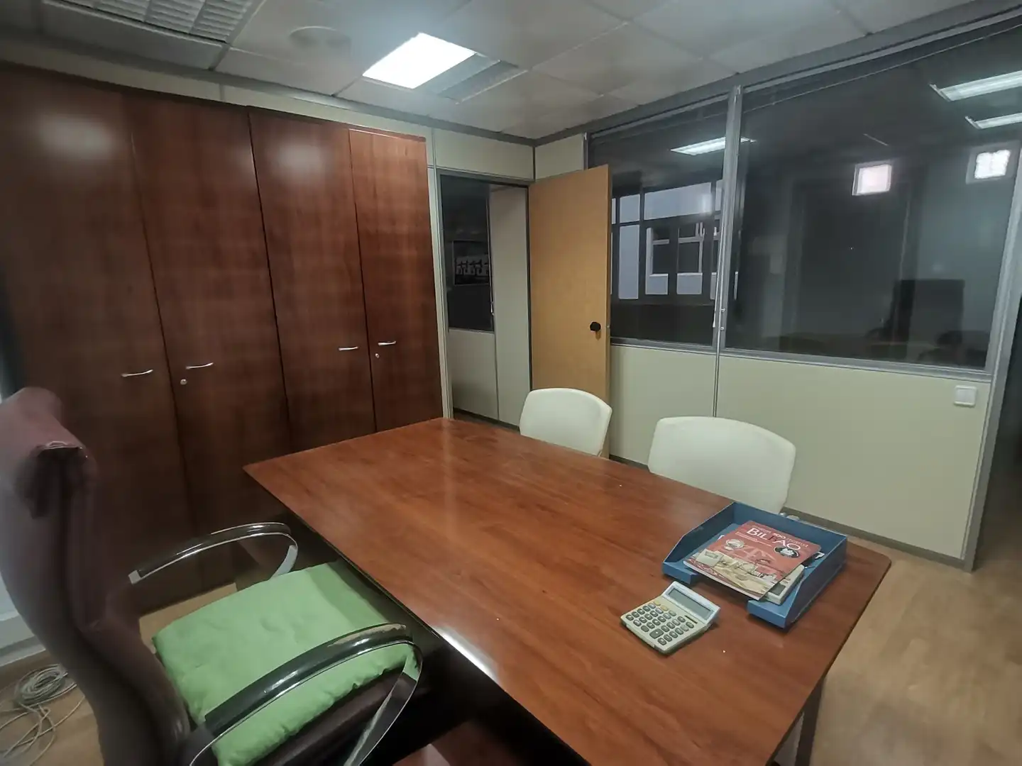 Office for sale in Almería  with Air Conditioner, Heating and Furnished