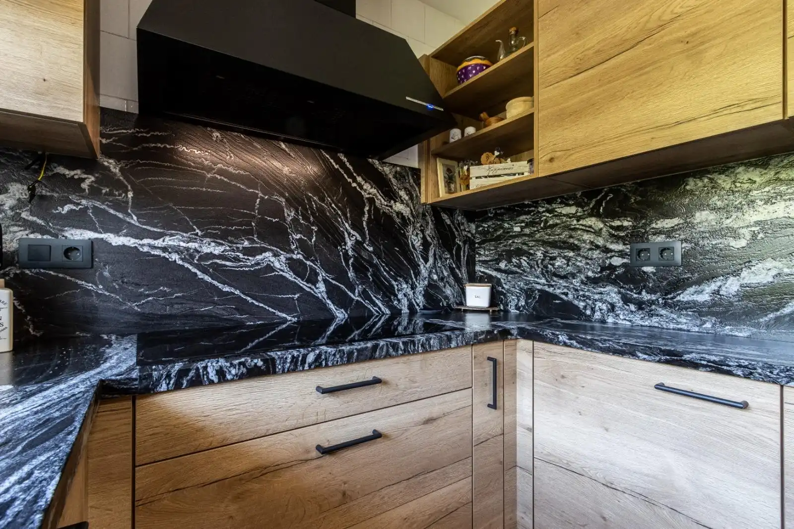 Cocina de Casa o chalet en venta en Castellar del Vallès con Aire acondicionado, Jardín privado y Parquet