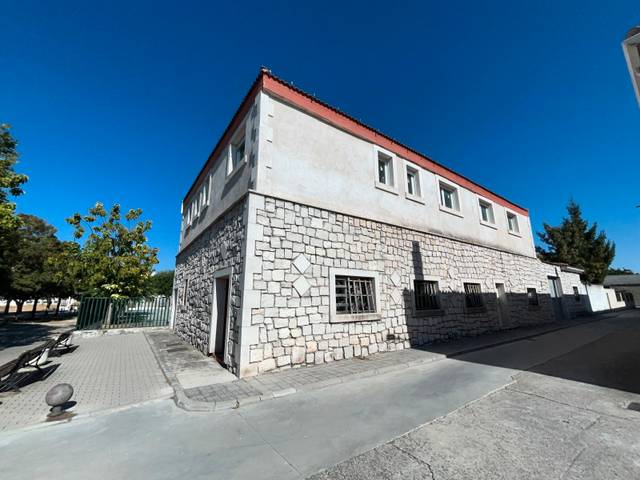 Local comercial en Venta en Calle Estrella, 5 en Campaspero