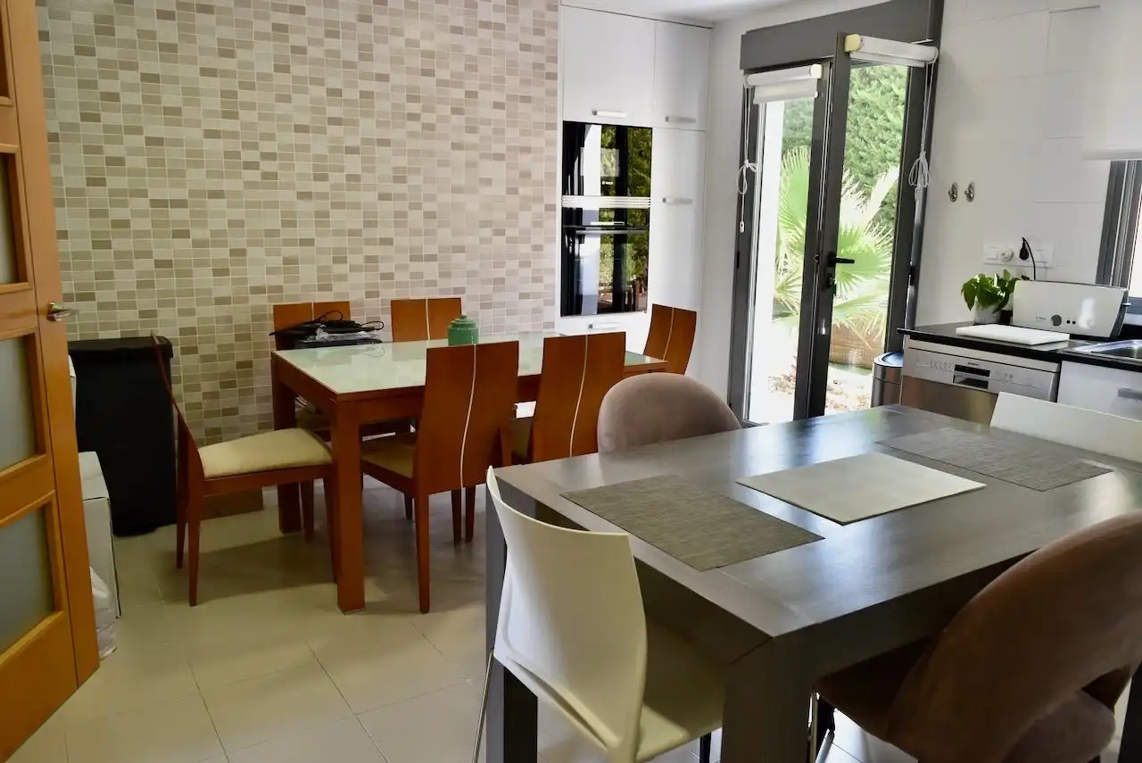 Comedor de Casa o chalet en venta en L'Alfàs del Pi con Aire acondicionado, Calefacción y Terraza