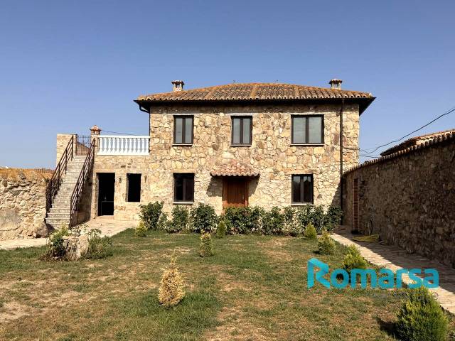 Finca rústica en Alquiler en Doña Juanita en Gemuño