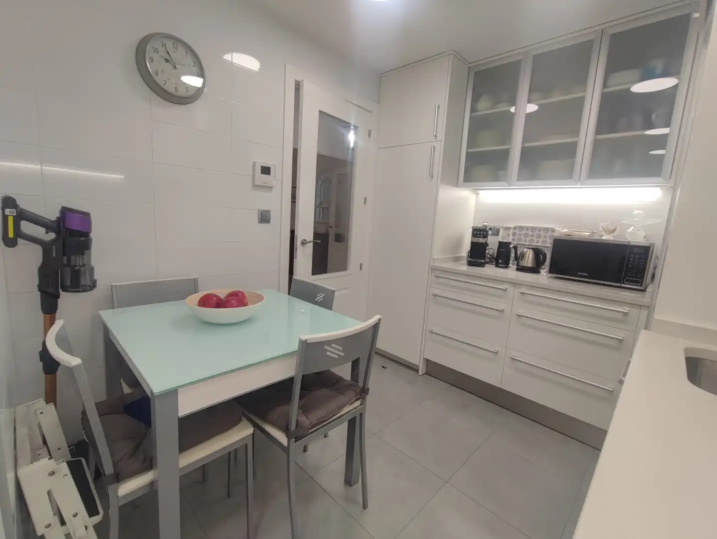 Cocina de Piso en venta en Madrid con Aire acondicionado, Calefacción y Jardín privado